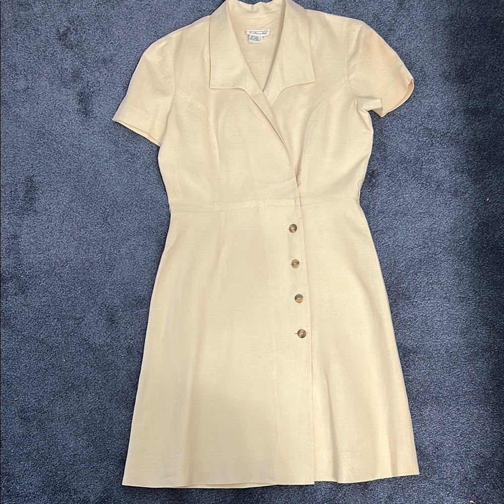 Talbots Cream Linen Wrap Dress with Fitted Bodice & A-line skirt. Vintage size 6